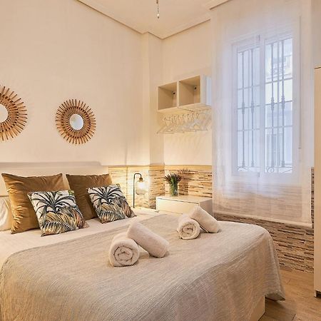 Appartement Solsur Patio Andaluz Prémium à Málaga Extérieur photo